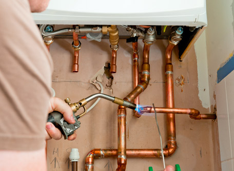 Choisir un plombier à Lyon grâce à Mure Énergies
